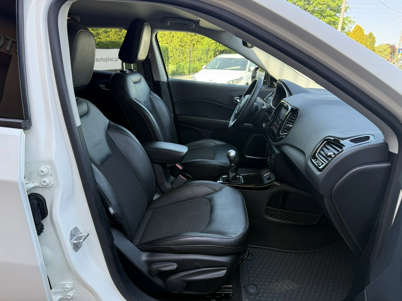 Jeep Compass - Zdjęcie 21