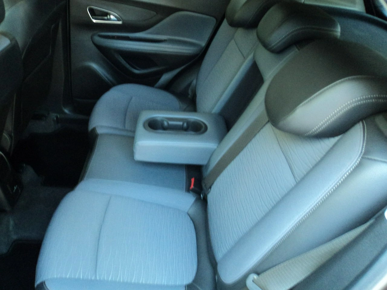 Opel Insignia Sports Tourer - Zdjęcie 10