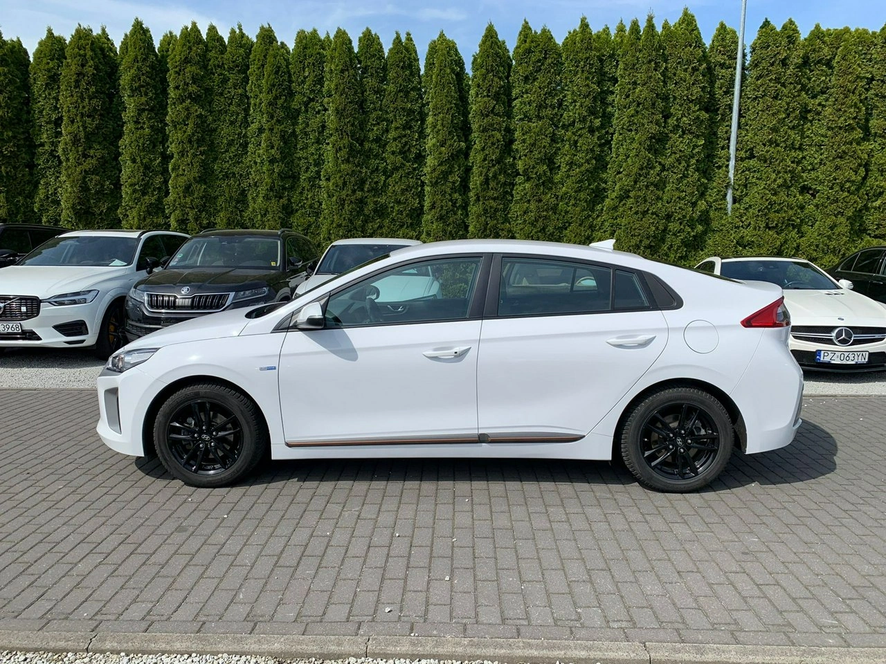 Hyundai IONIQ - Zdjęcie 3