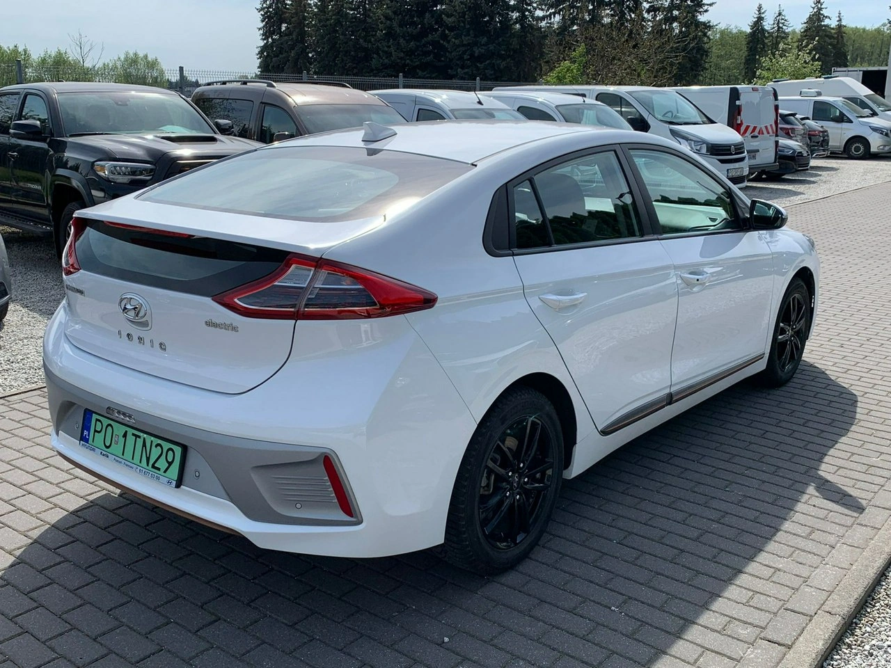 Hyundai IONIQ - Zdjęcie 4