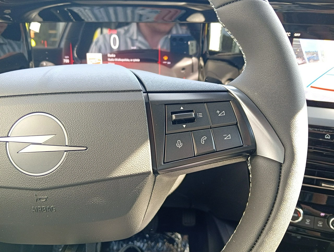 Opel Mokka - Zdjęcie 16