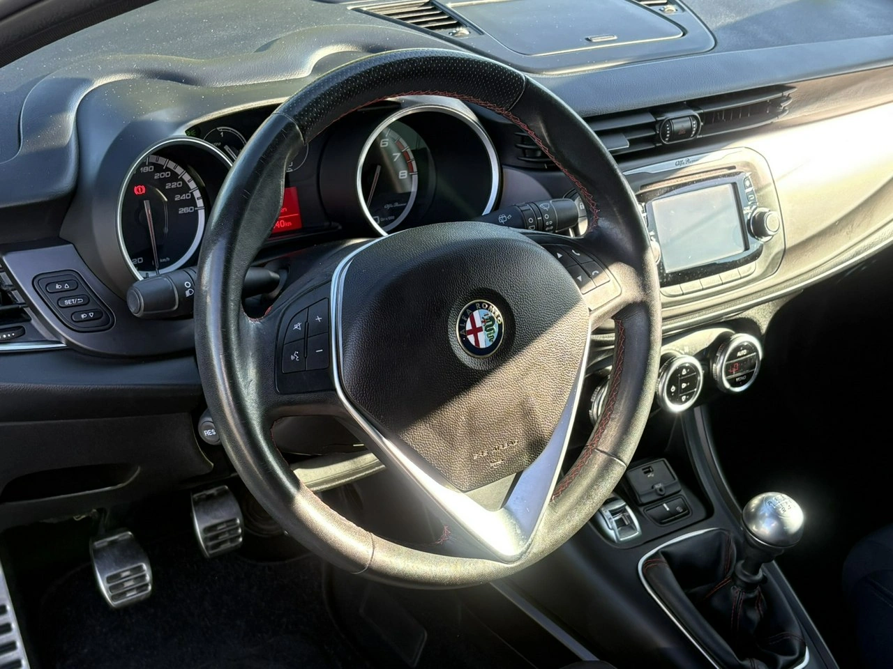 Alfa Romeo Giulietta - Zdjęcie 18
