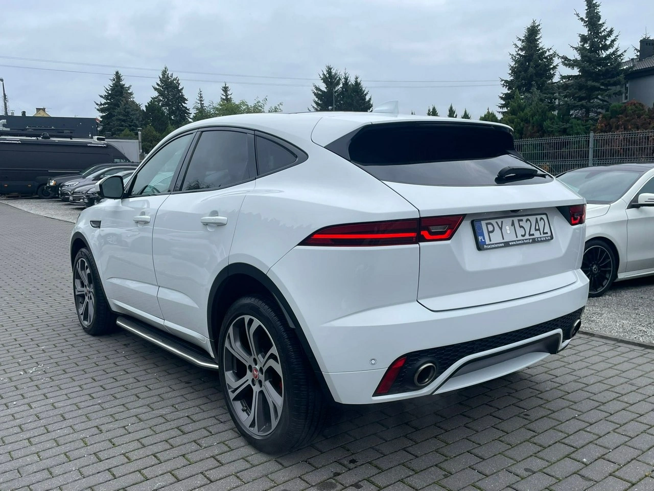 Jaguar E-Pace - Zdjęcie 5