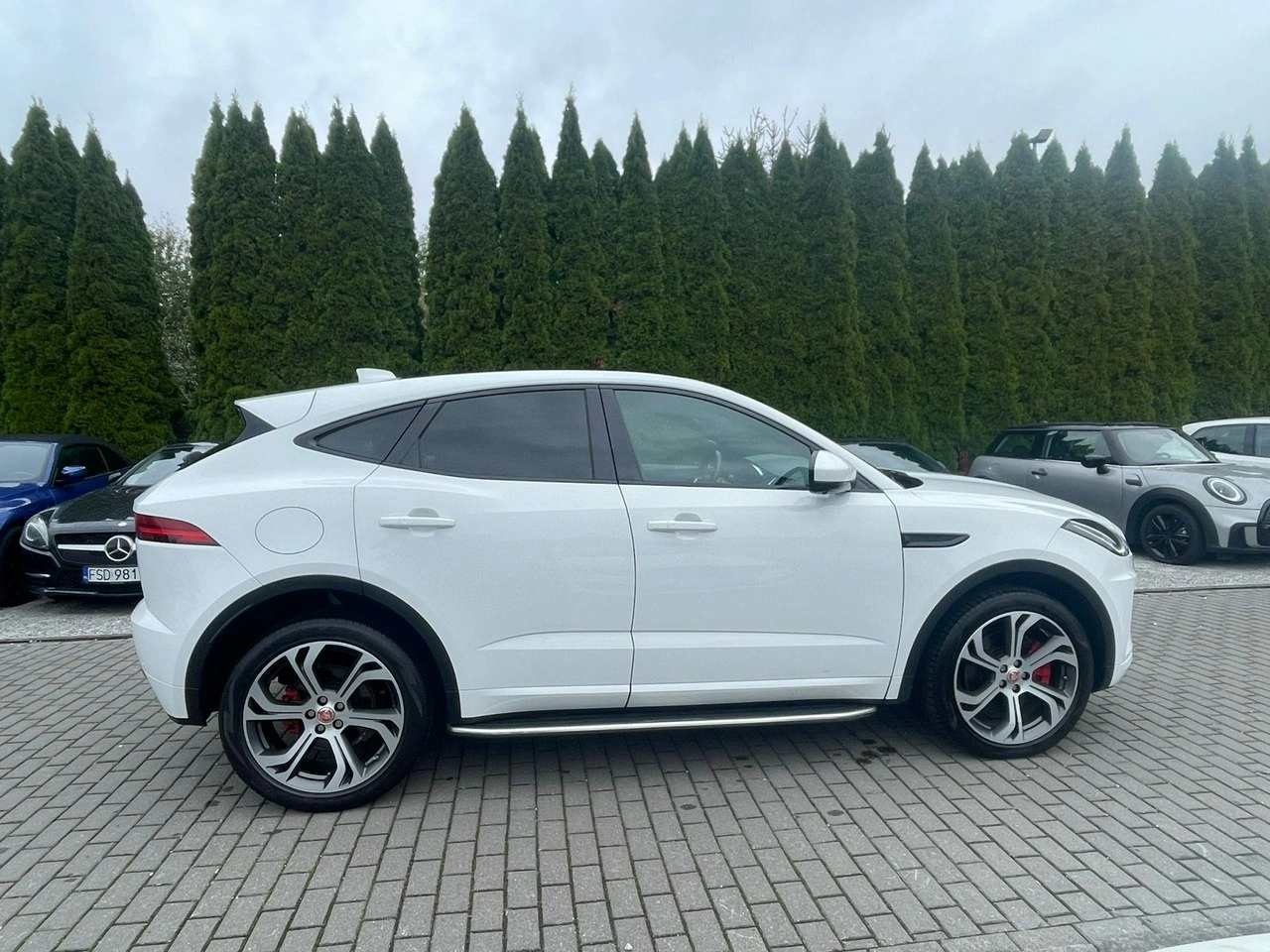 Jaguar E-Pace - Zdjęcie 6