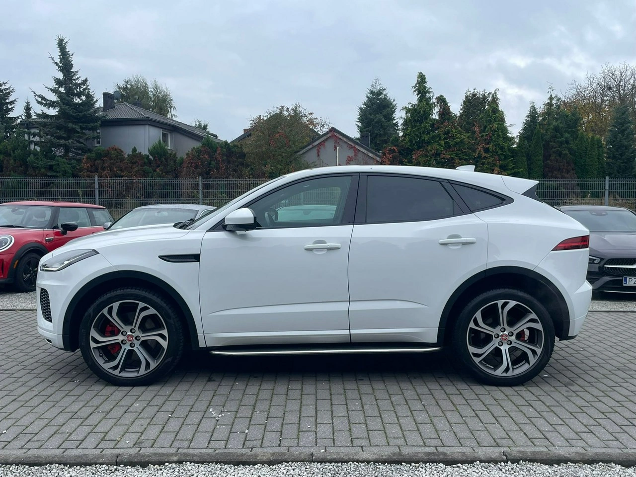 Jaguar E-Pace - Zdjęcie 7