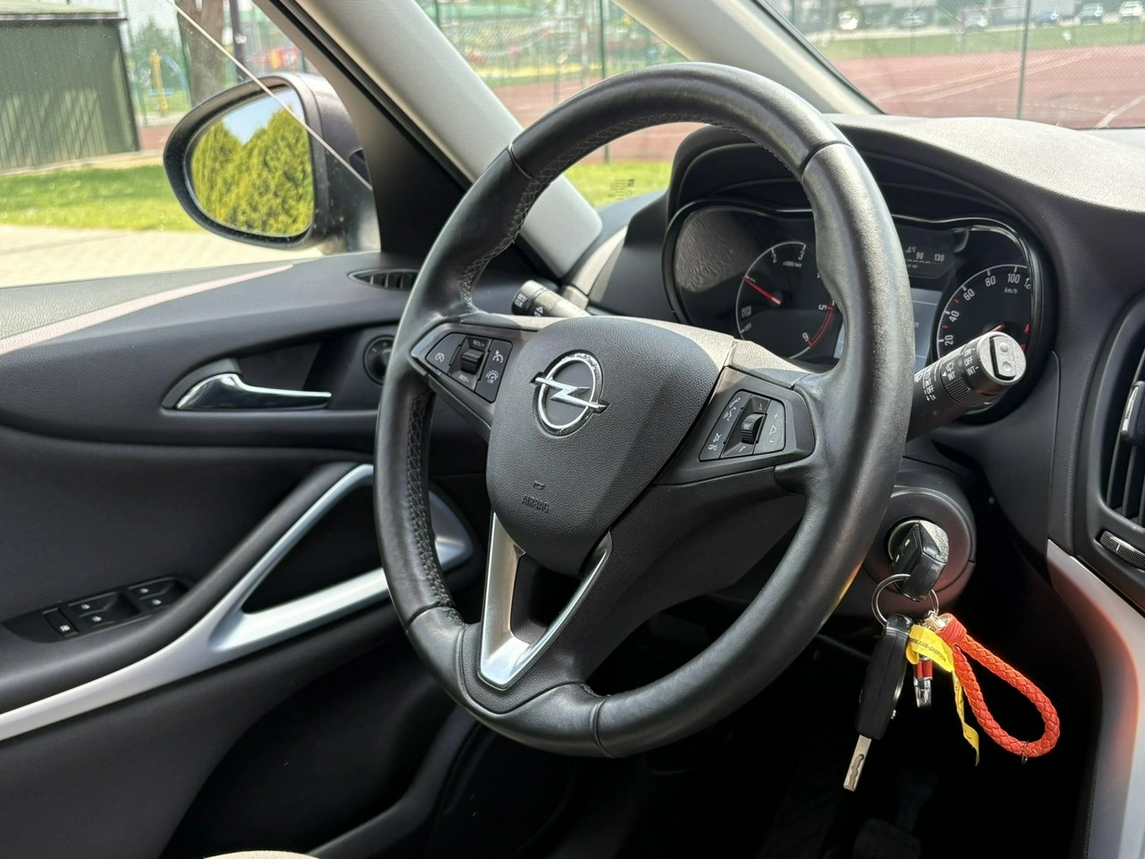 Opel Zafira - Zdjęcie 13