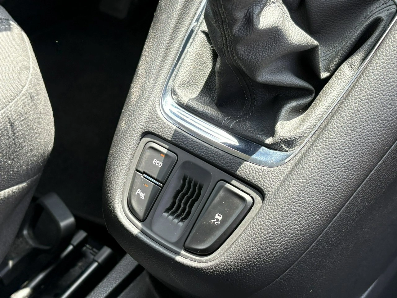 Opel Zafira - Zdjęcie 18