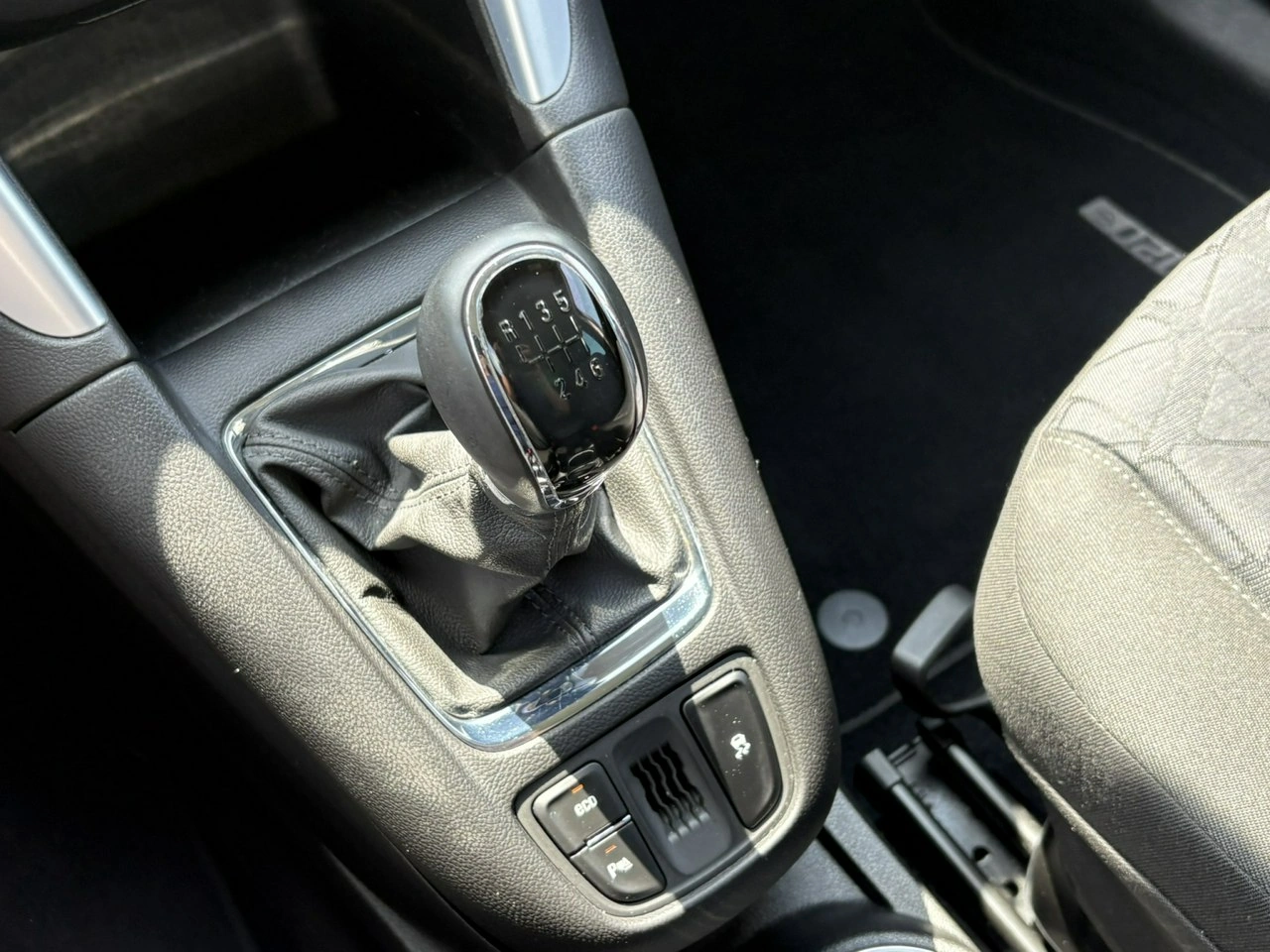Opel Zafira - Zdjęcie 28