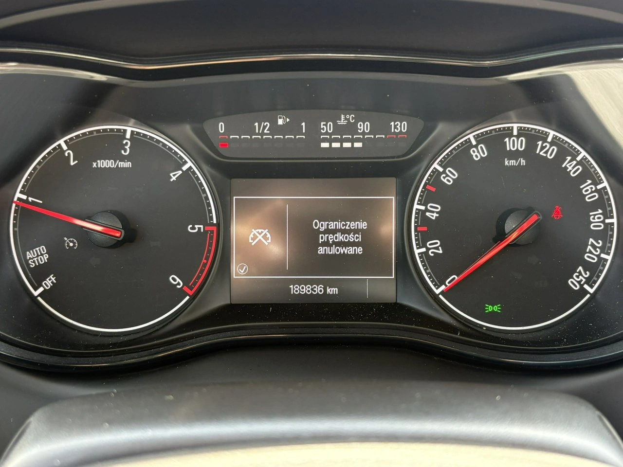 Opel Zafira - Zdjęcie 34