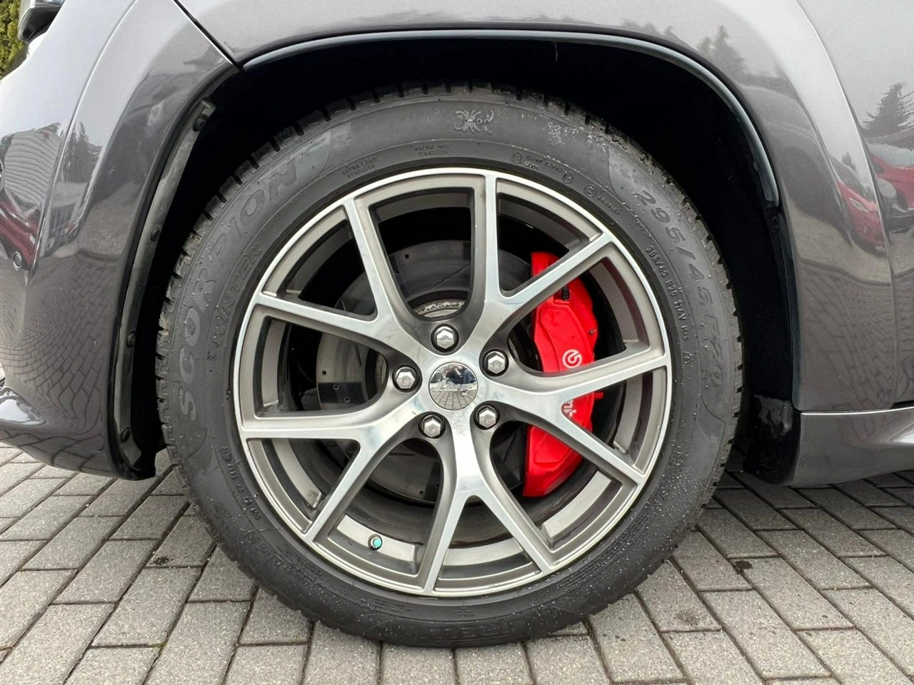 Jeep Grand Cherokee - Zdjęcie 19