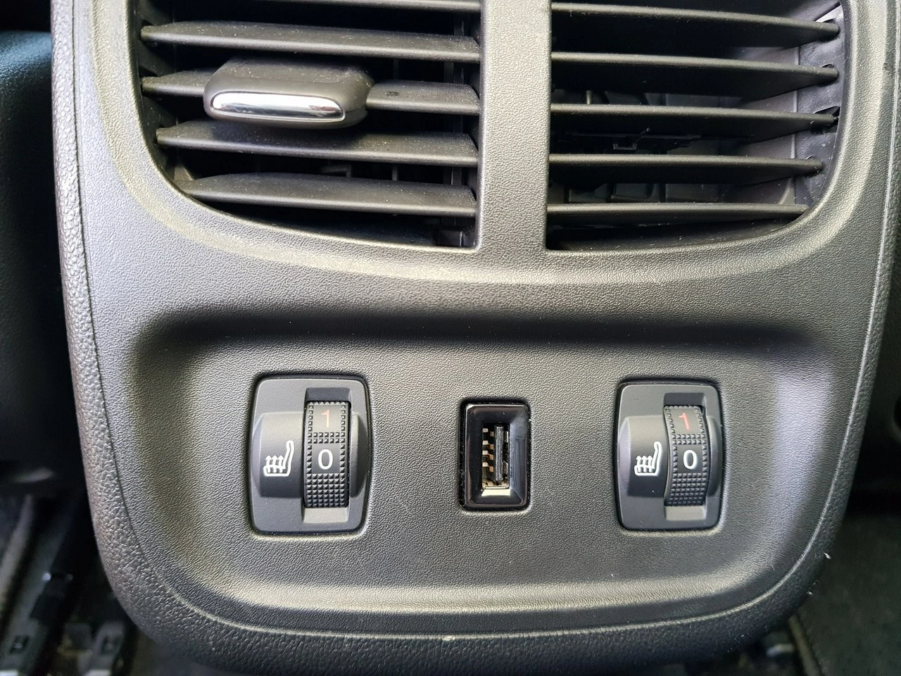 Opel Grandland X - Zdjęcie 11