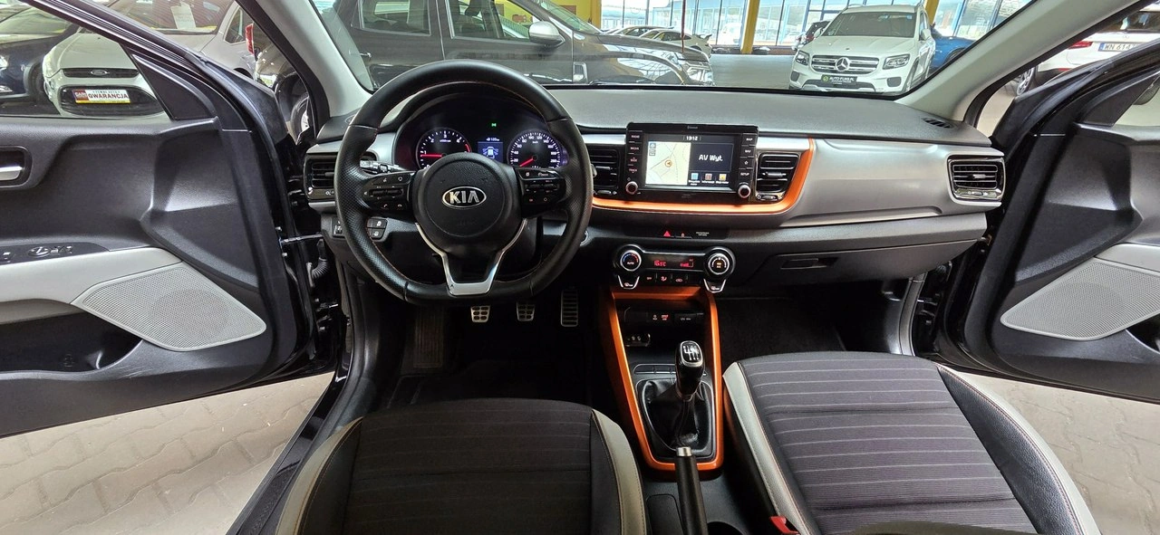 Kia Stonic - Zdjęcie 11
