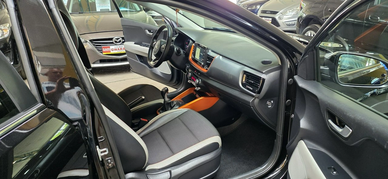 Kia Stonic - Zdjęcie 14