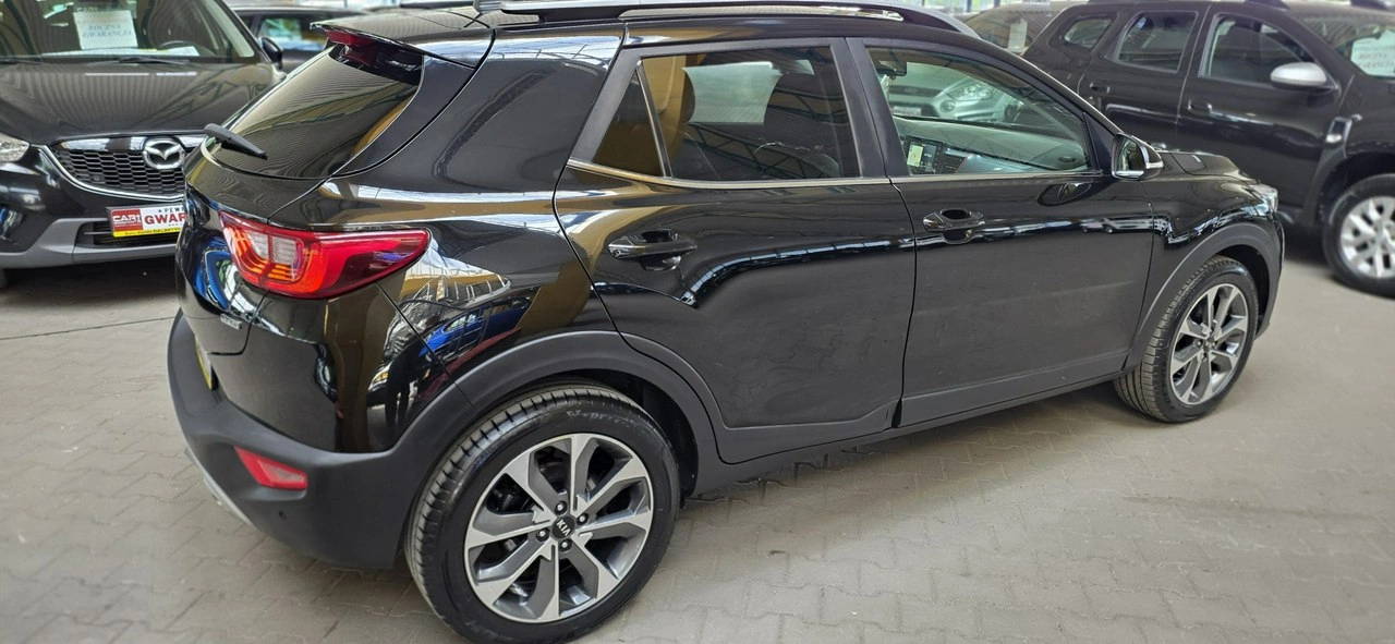Kia Stonic - Zdjęcie 8