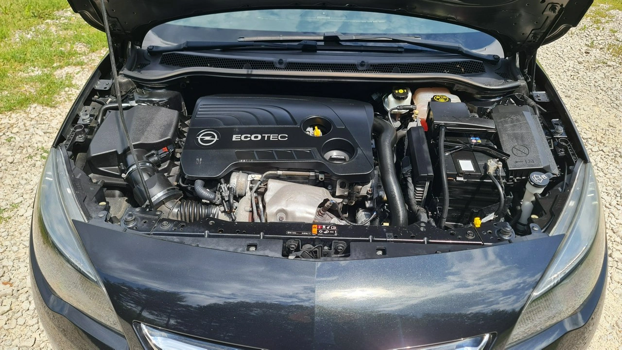 Opel Astra - Zdjęcie 29