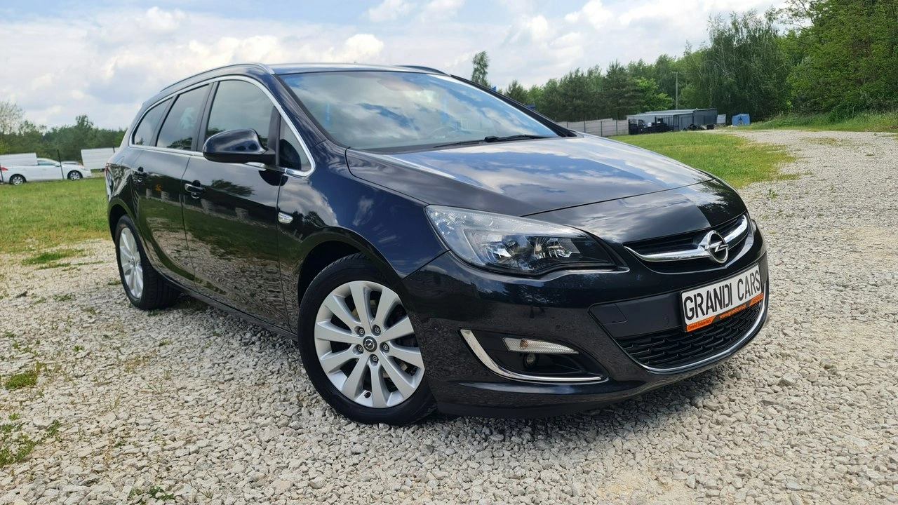 Opel Astra - Zdjęcie 2