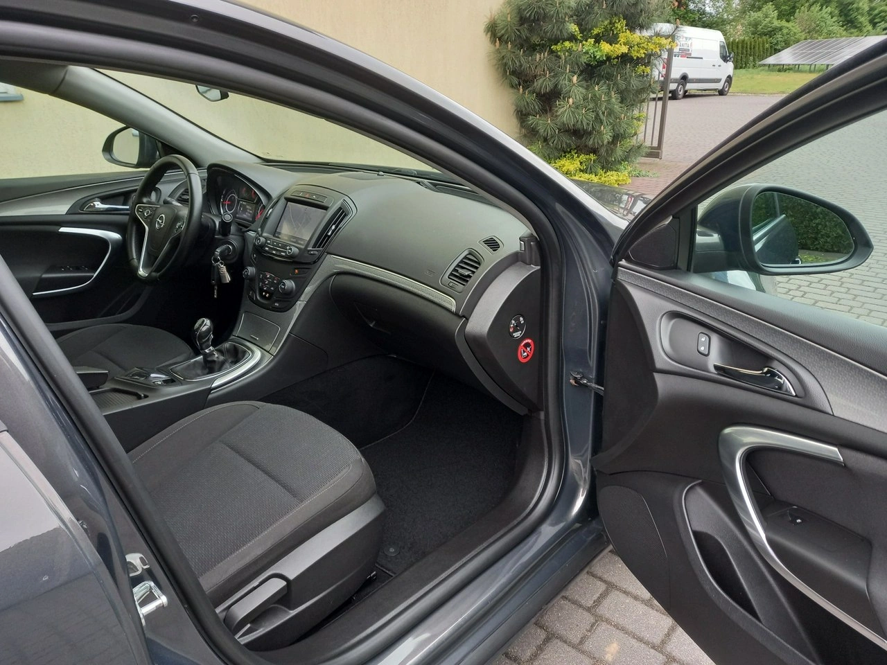 Opel Insignia - Zdjęcie 19