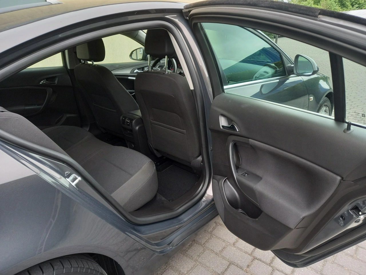 Opel Insignia - Zdjęcie 21