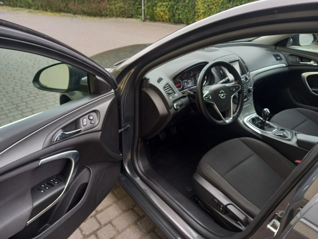 Opel Insignia - Zdjęcie 24