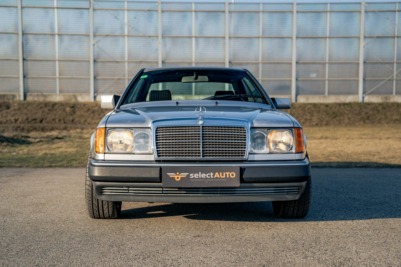Mercedes E 320 - Zdjęcie 1