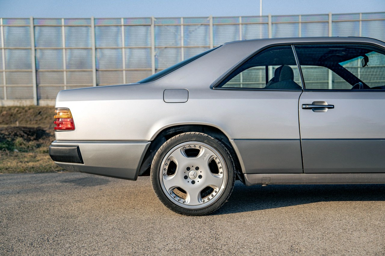 Mercedes E 320 - Zdjęcie 7