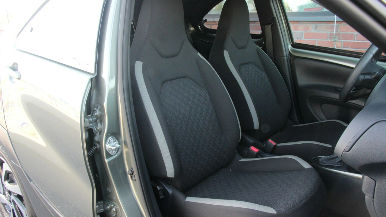 Toyota Aygo X - Zdjęcie 40
