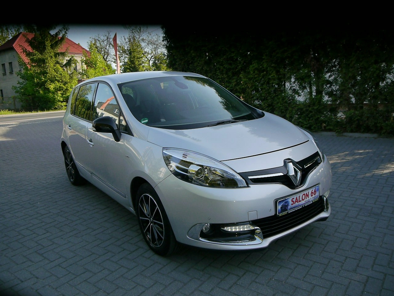 Renault Scenic - Zdjęcie 16
