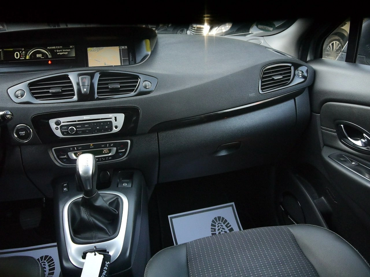 Renault Scenic - Zdjęcie 22
