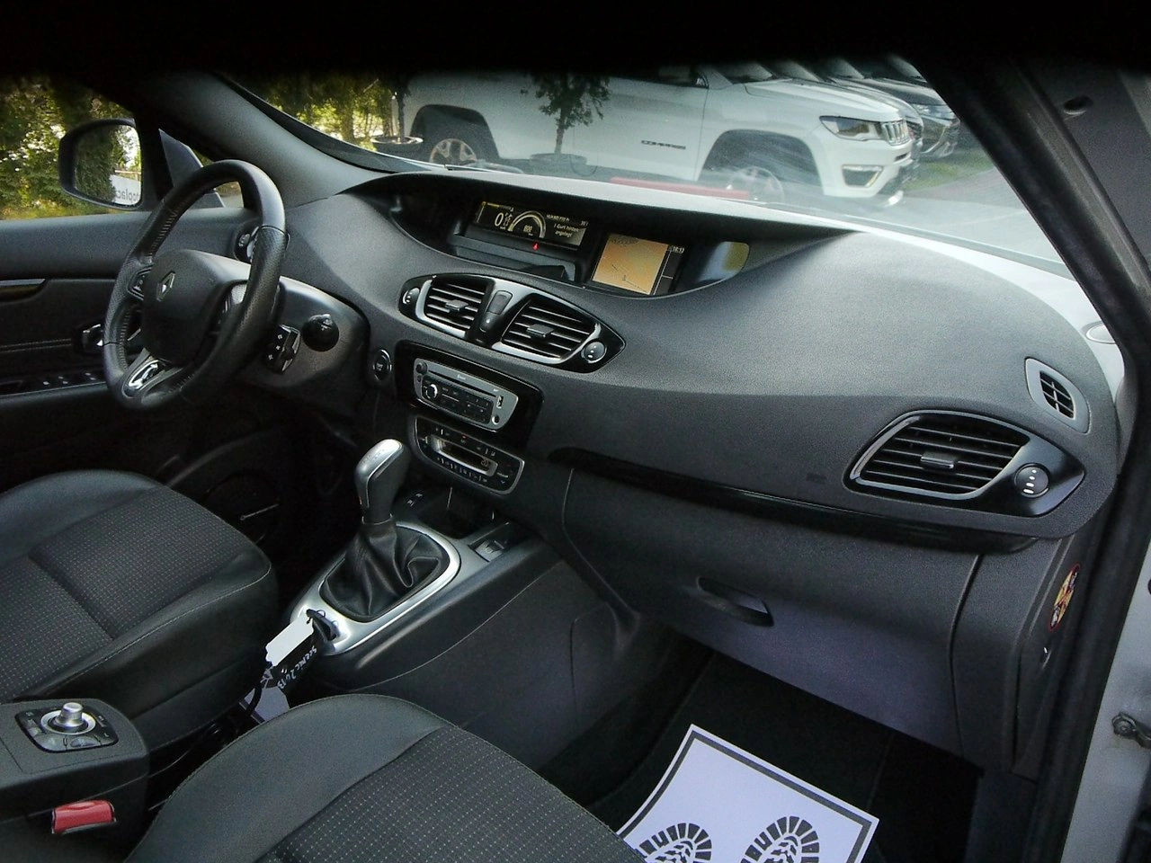 Renault Scenic - Zdjęcie 29