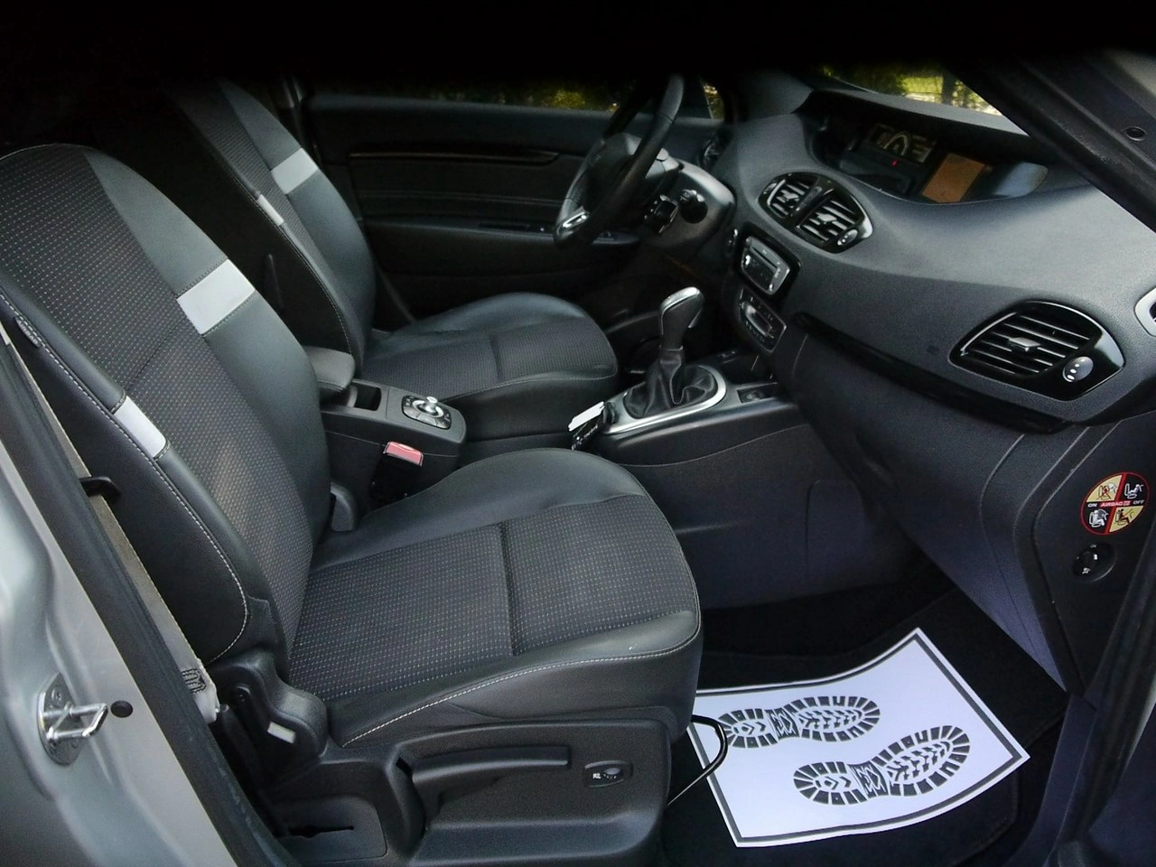 Renault Scenic - Zdjęcie 31