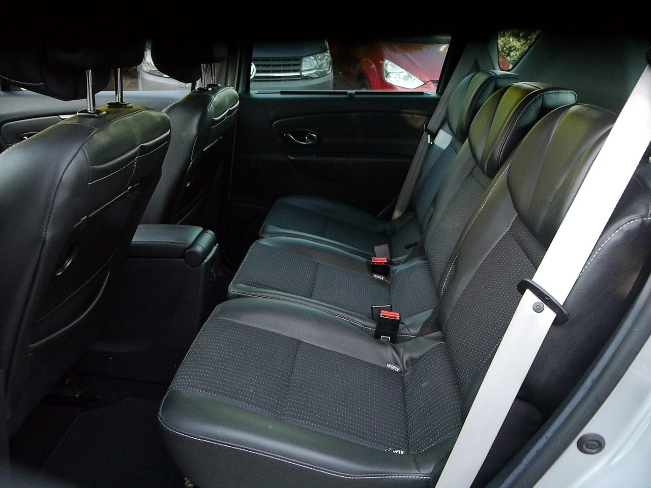 Renault Scenic - Zdjęcie 34