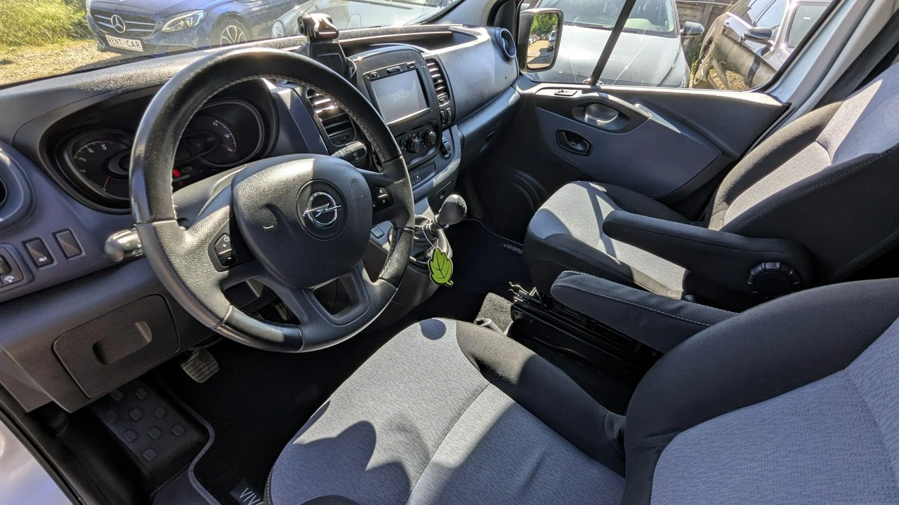Opel Vivaro - Zdjęcie 13
