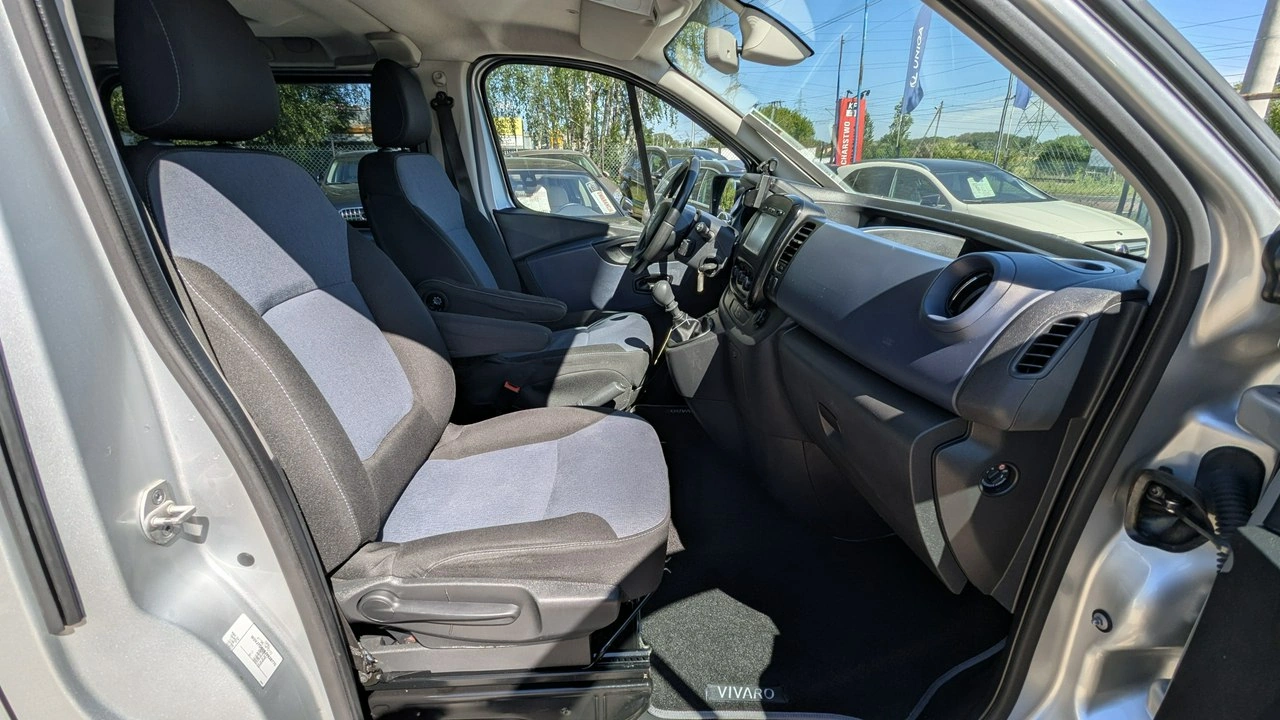 Opel Vivaro - Zdjęcie 17