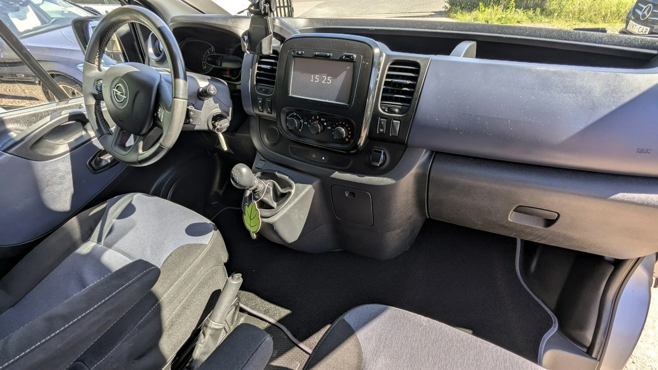 Opel Vivaro - Zdjęcie 18