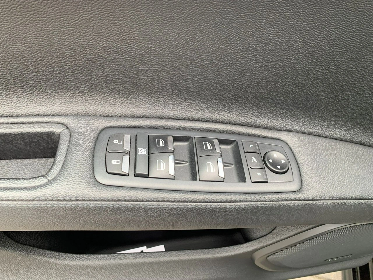 Maserati Ghibli - Zdjęcie 21