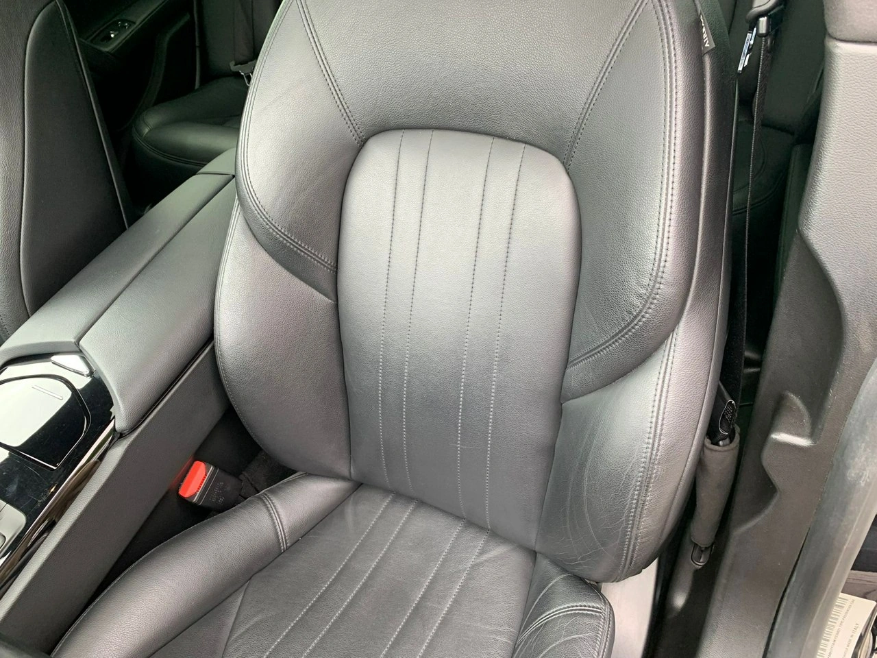 Maserati Ghibli - Zdjęcie 8