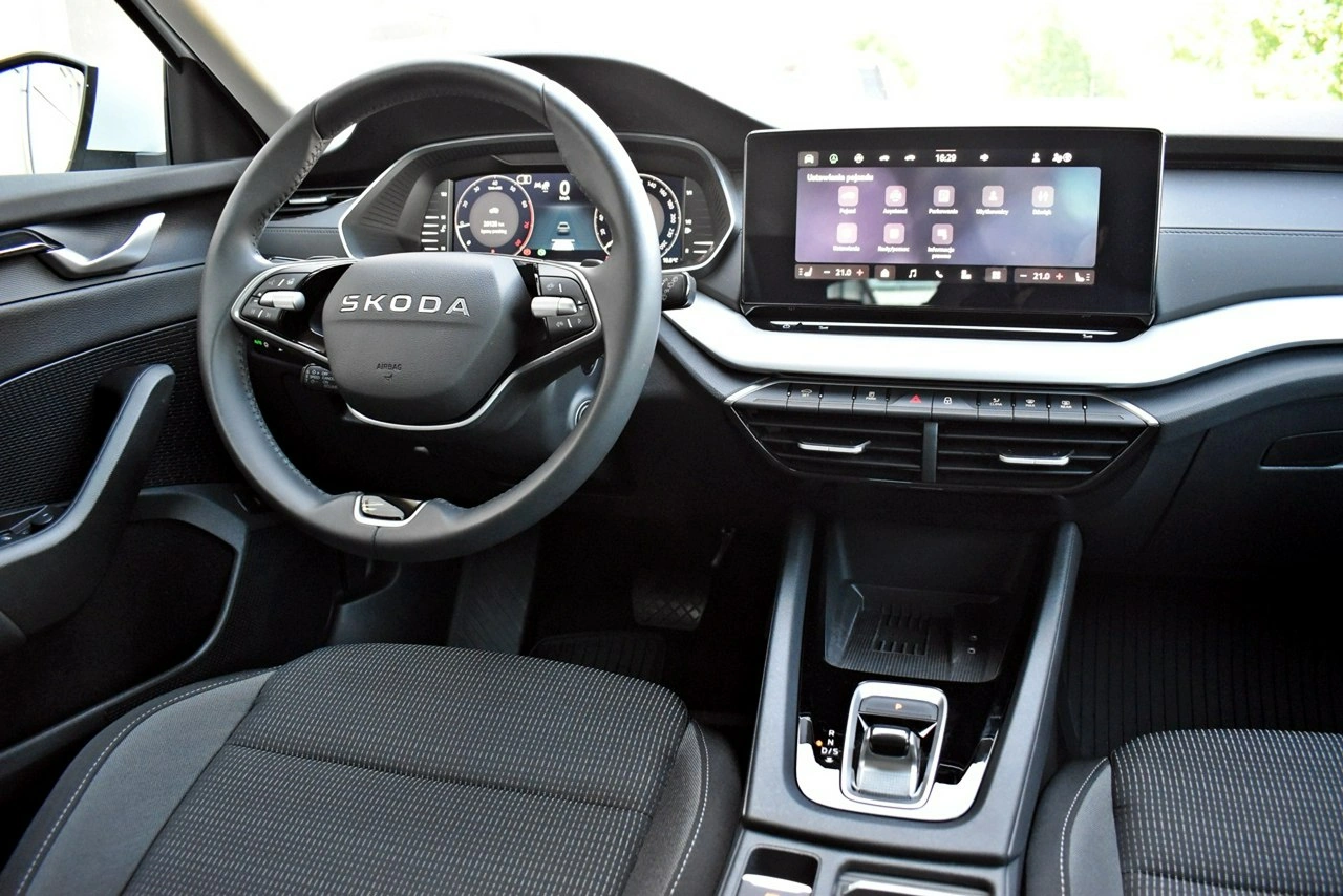 Skoda Octavia - Zdjęcie 16