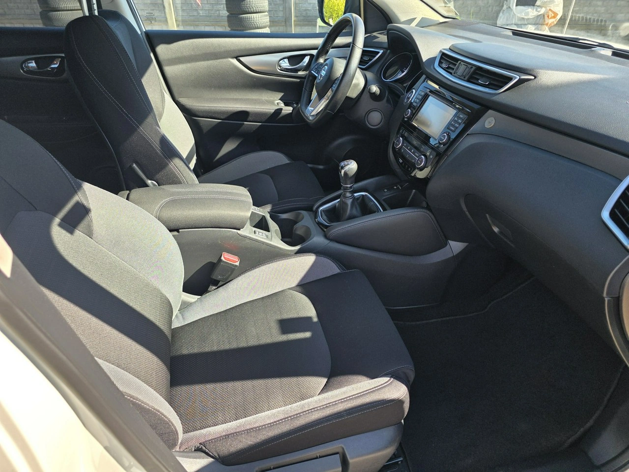 Nissan Qashqai - Zdjęcie 16