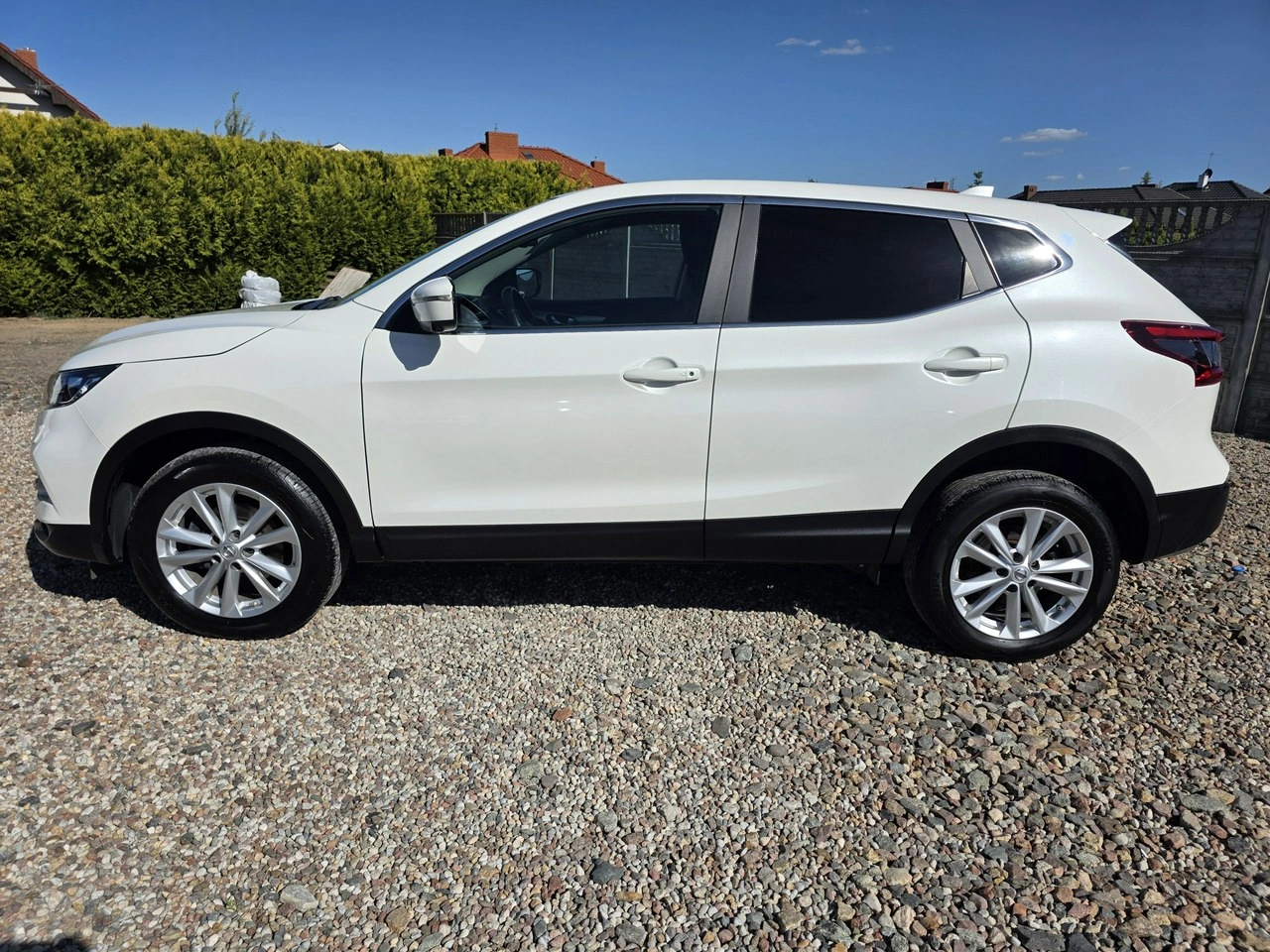 Nissan Qashqai - Zdjęcie 22