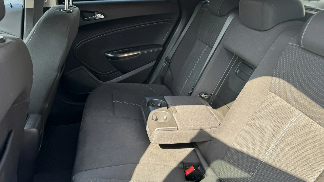 Opel Astra - Zdjęcie 19