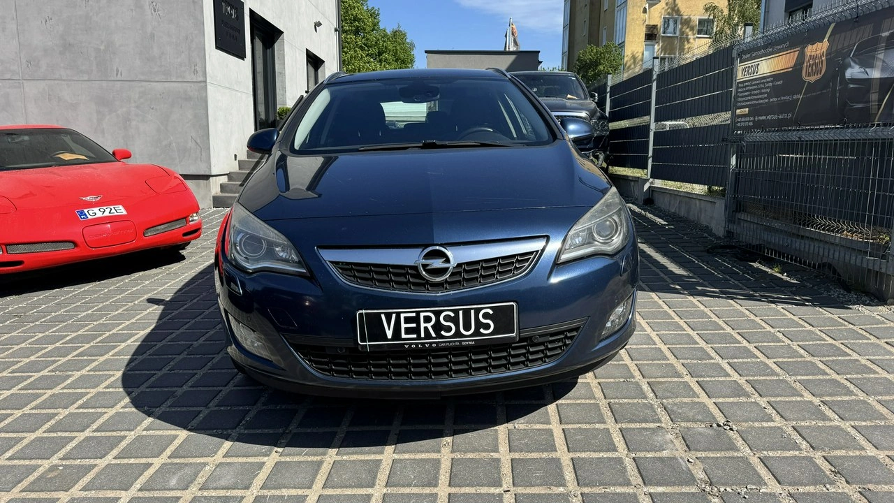 Opel Astra - Zdjęcie 1