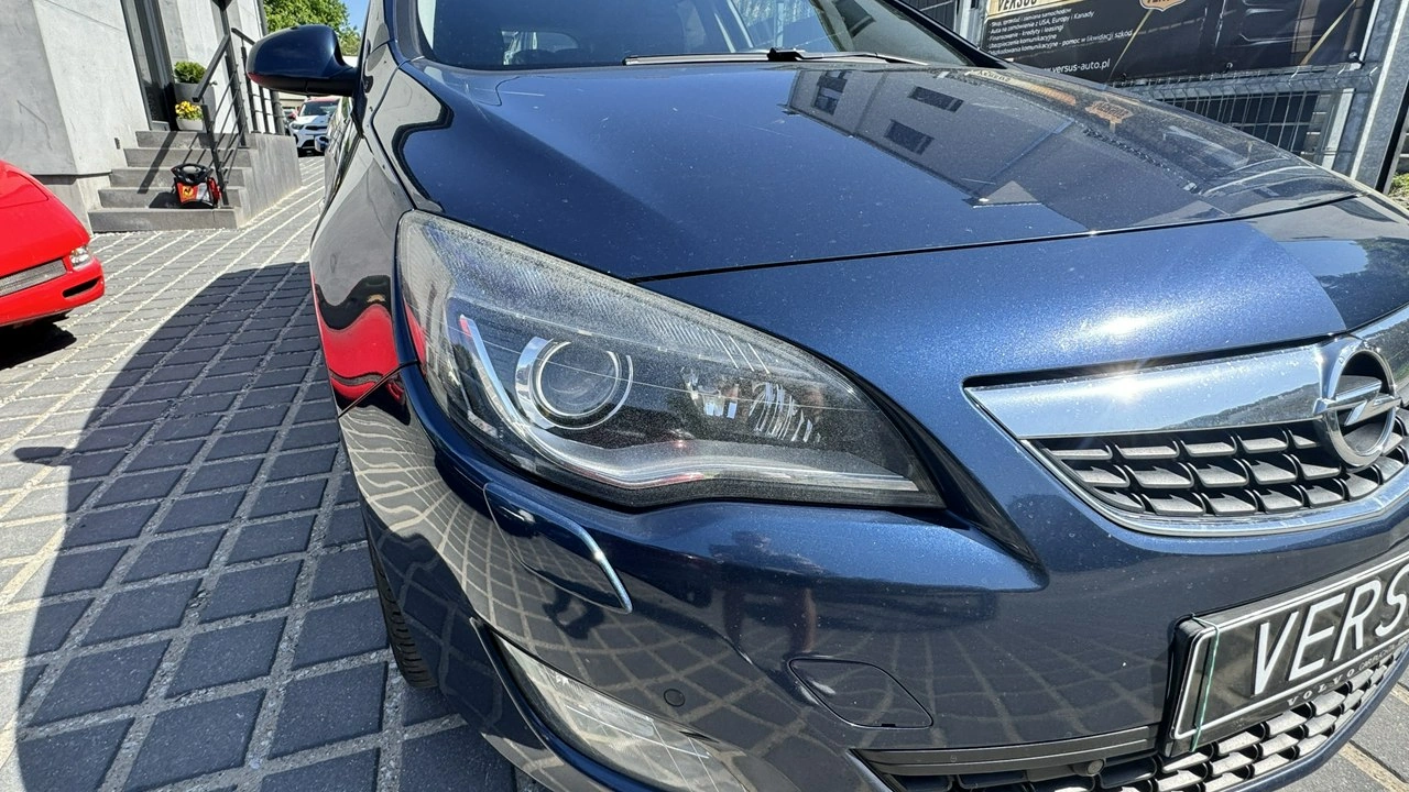 Opel Astra - Zdjęcie 21