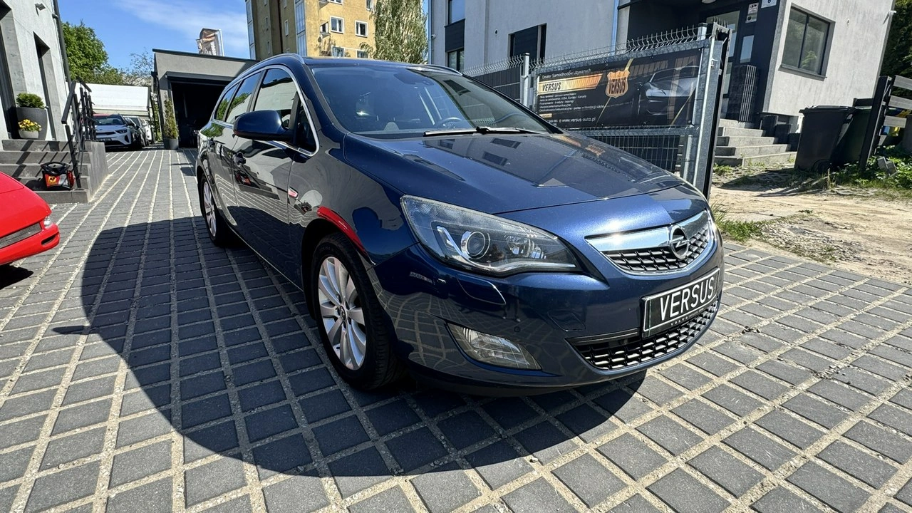 Opel Astra - Zdjęcie 2