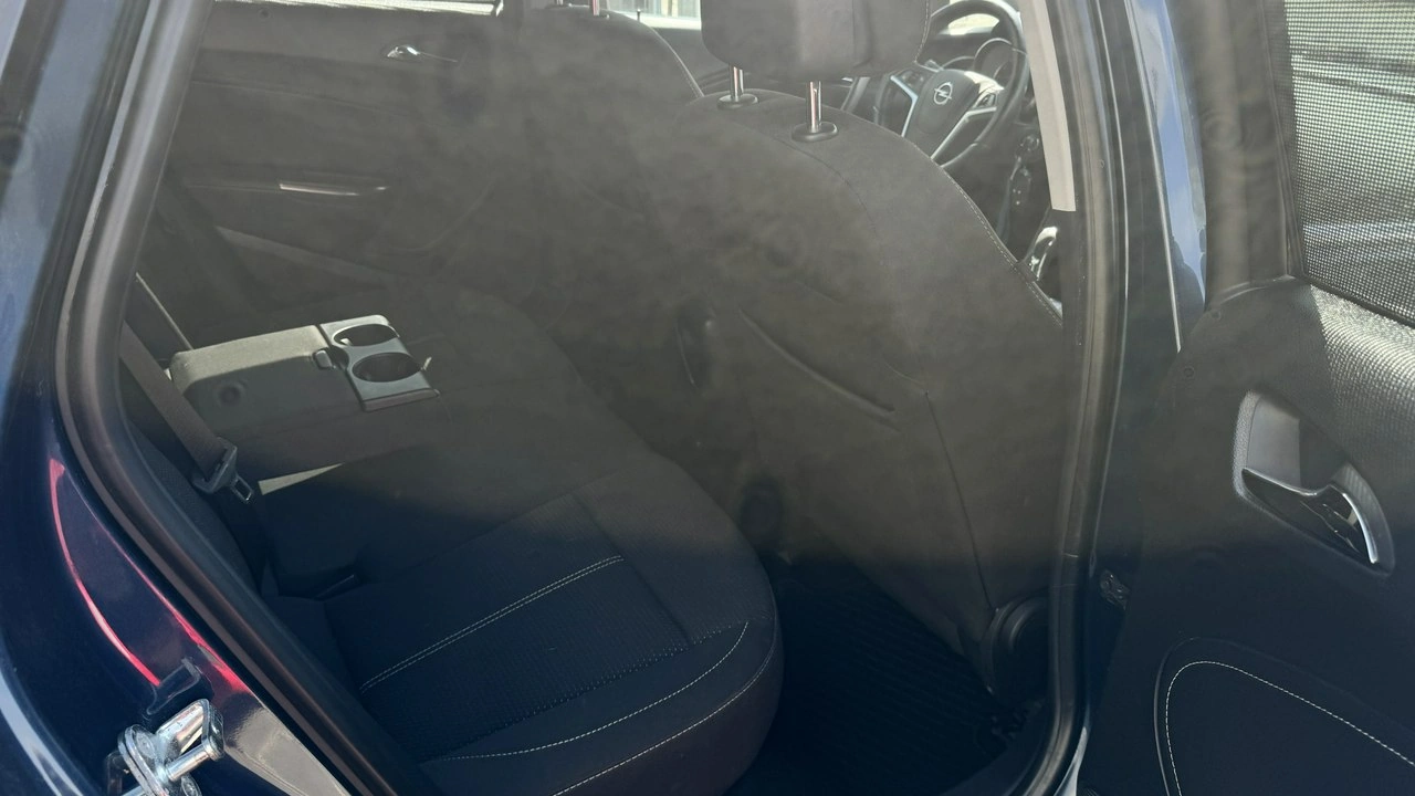 Opel Astra - Zdjęcie 33