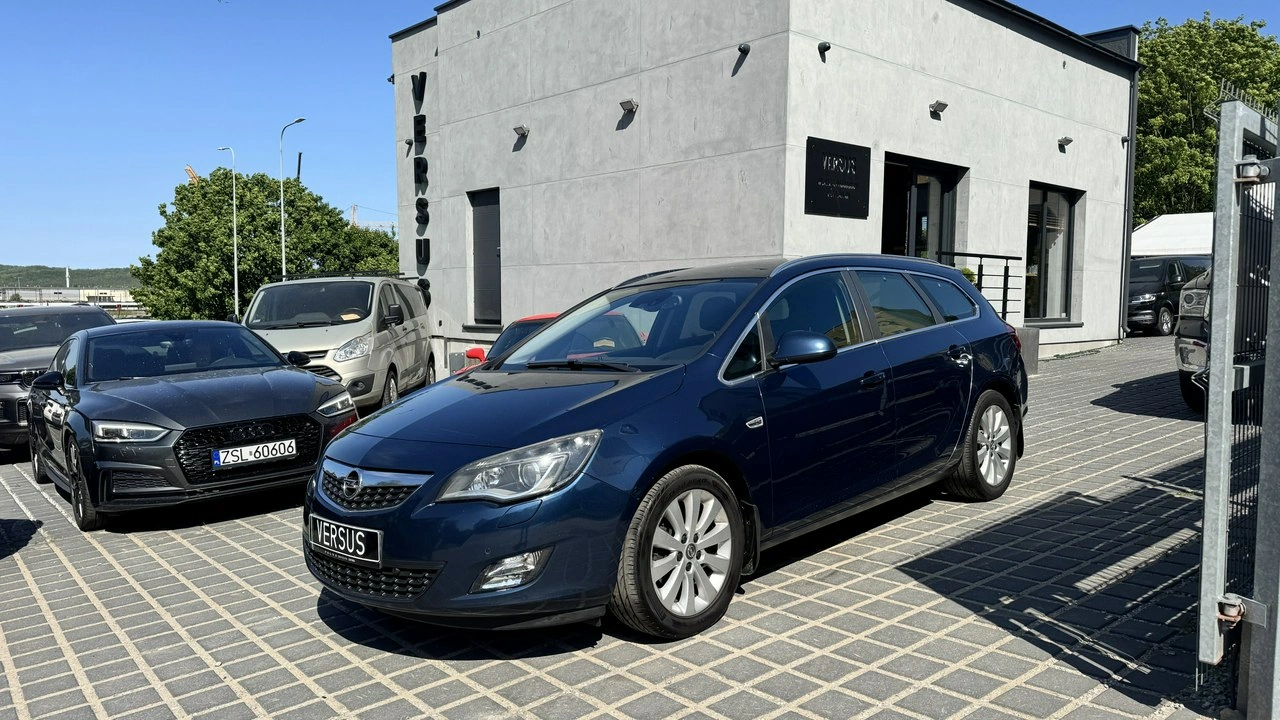 Opel Astra - Główne zdjęcie