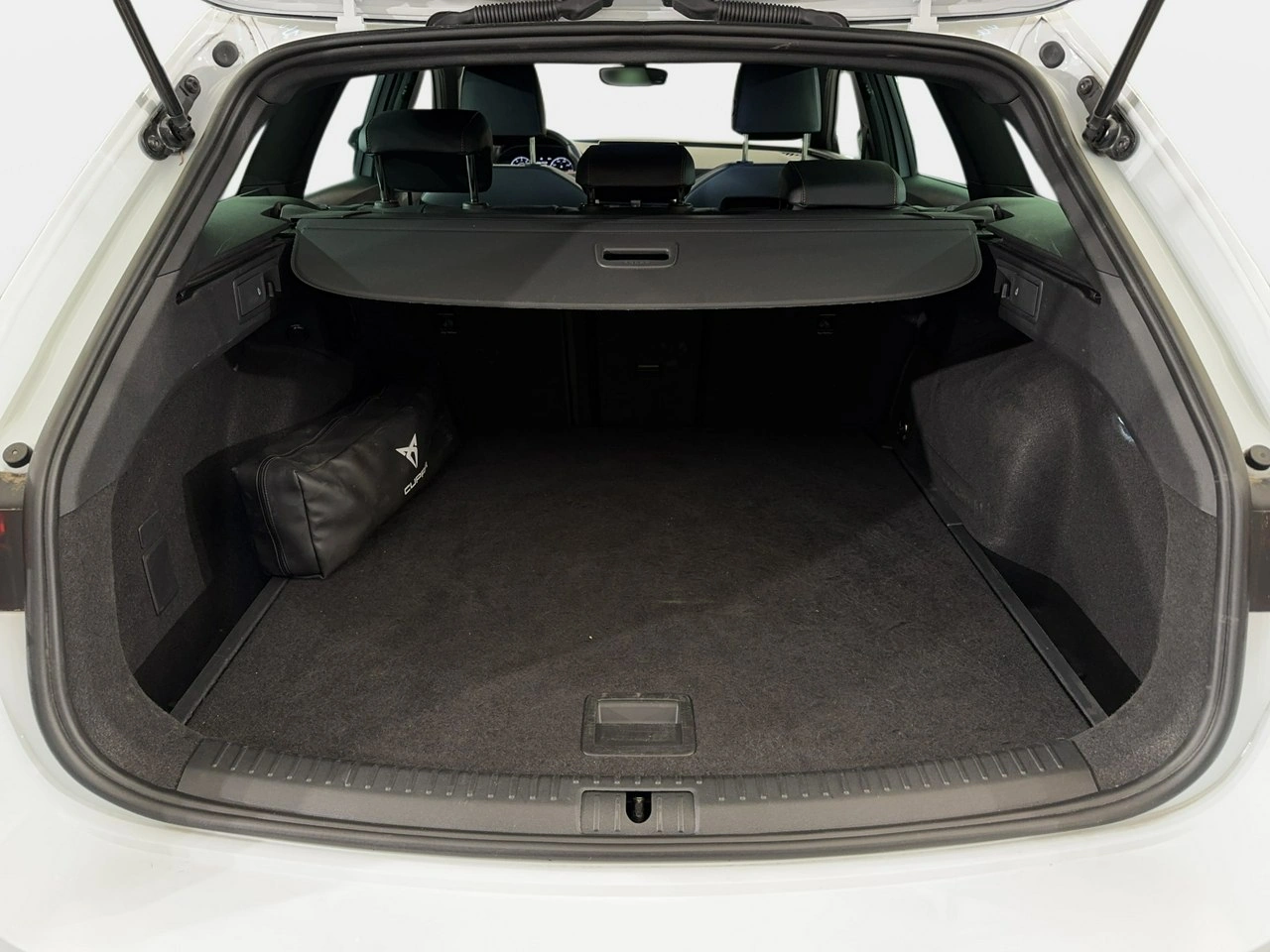 Cupra Leon Sportstourer - Zdjęcie 10