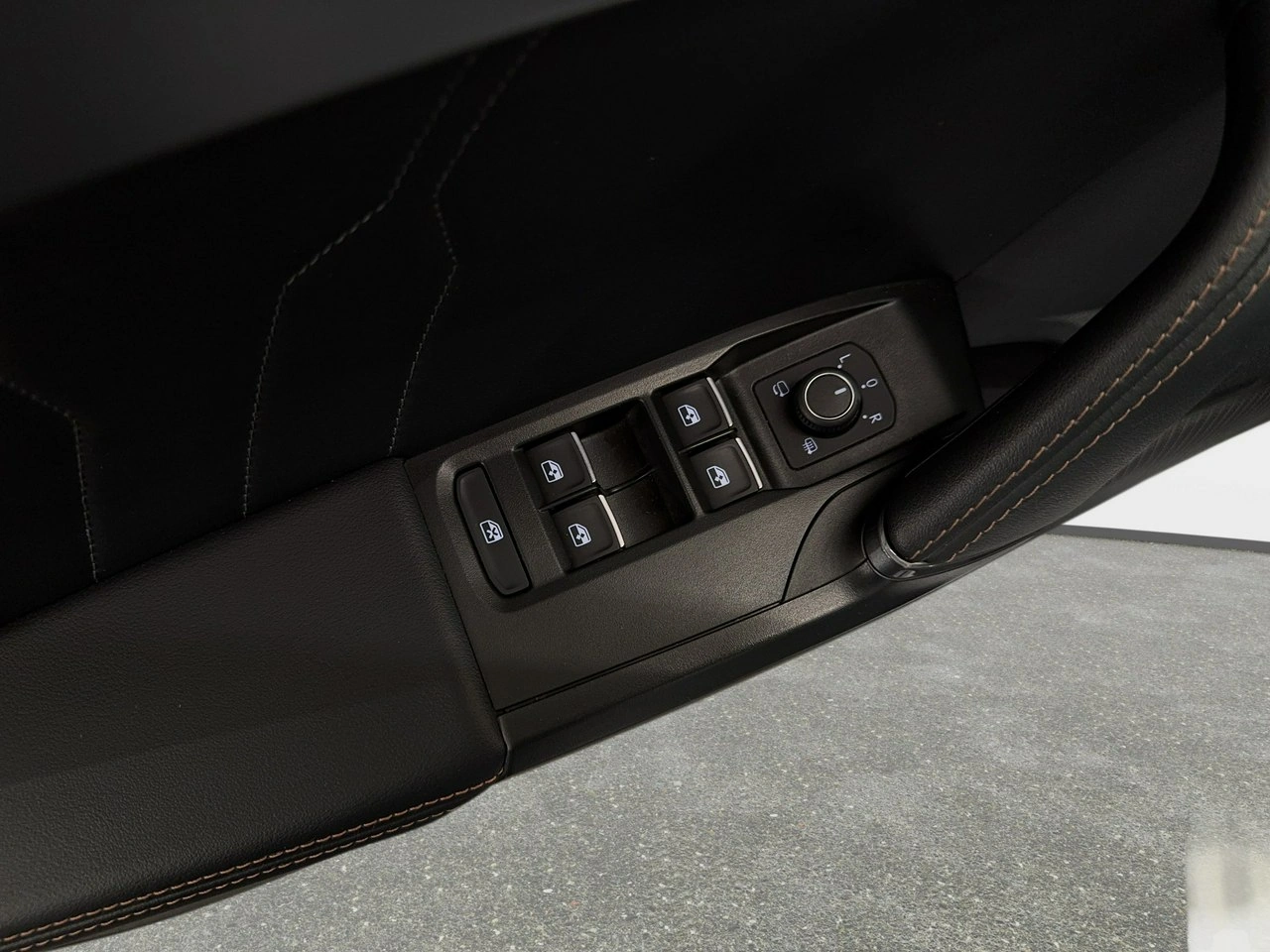 Cupra Leon Sportstourer - Zdjęcie 14