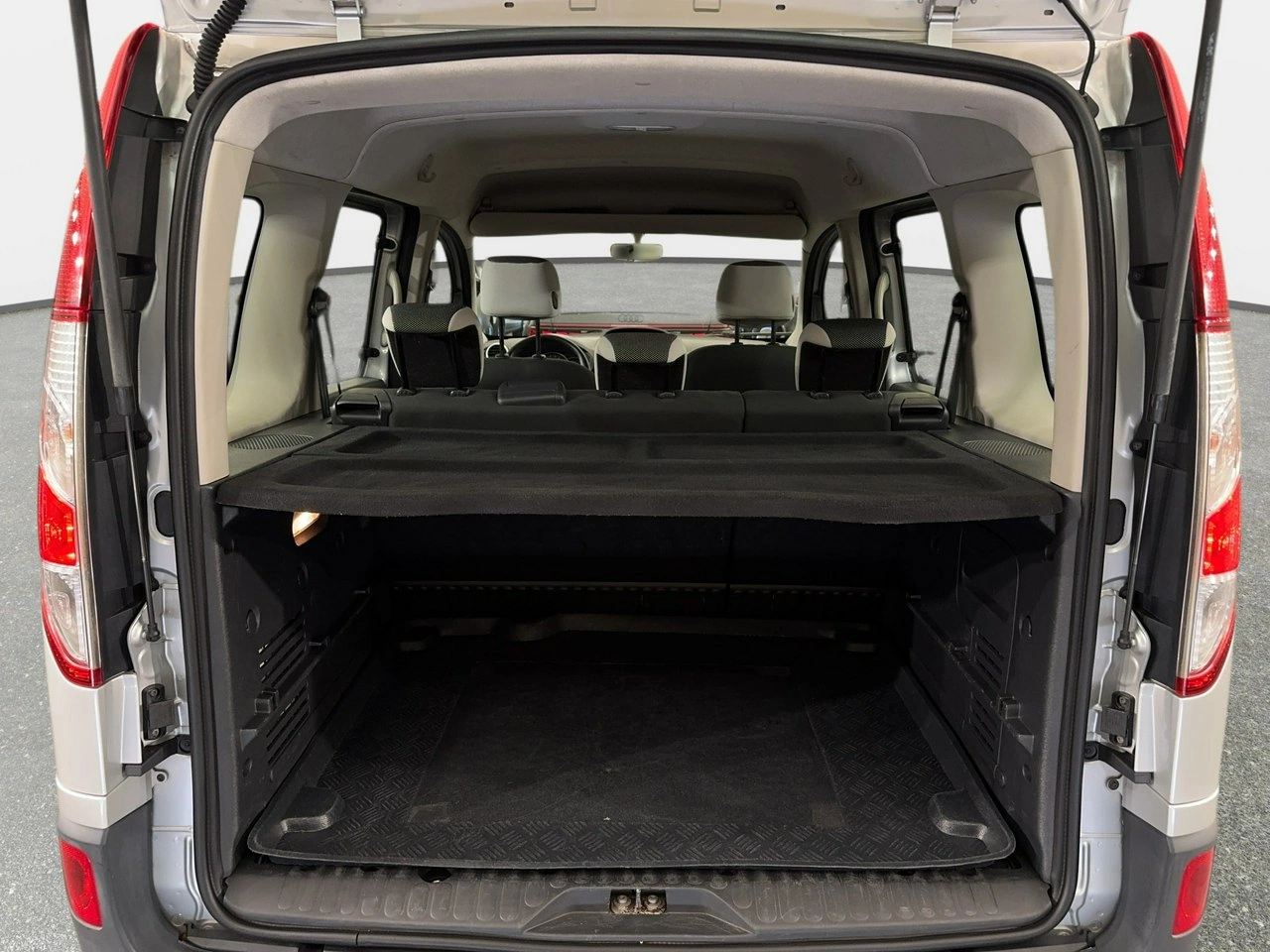 Renault Kangoo - Zdjęcie 11
