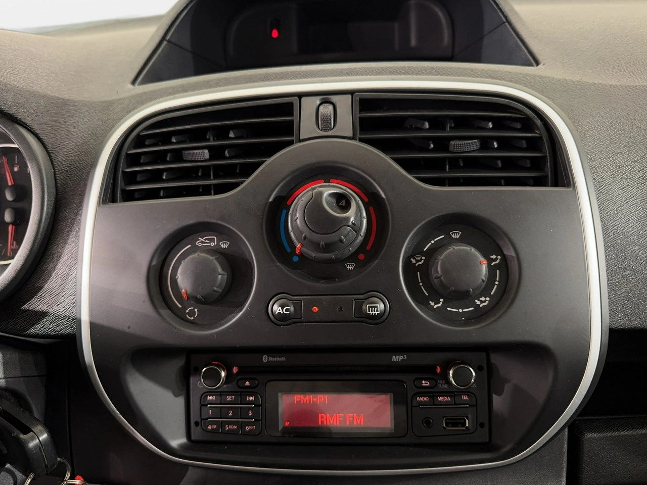 Renault Kangoo - Zdjęcie 19