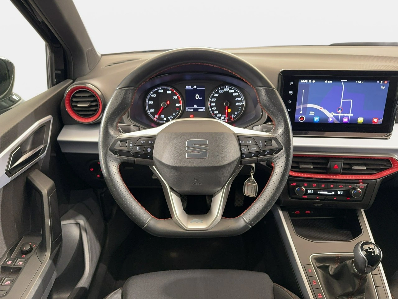 Seat Arona - Zdjęcie 15